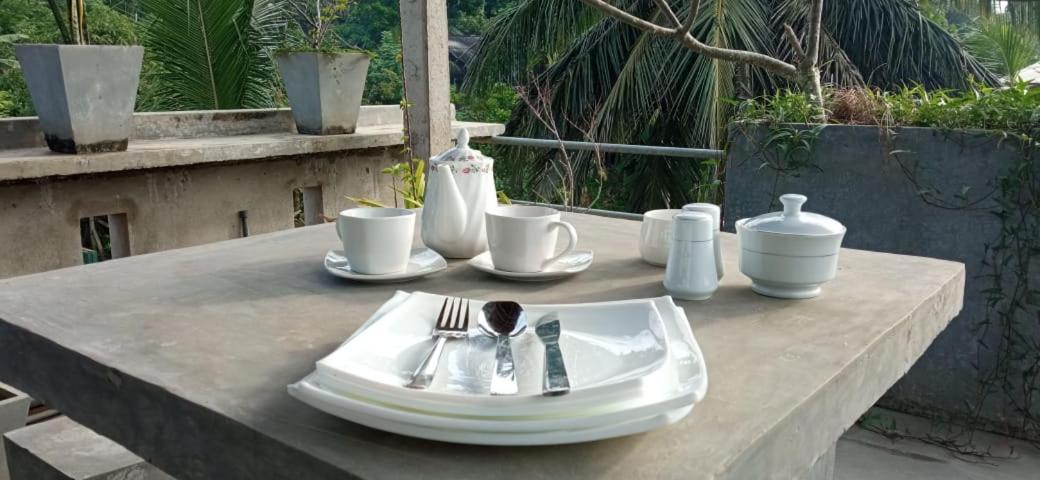 Mandara Rest Bed & Breakfast Hikkaduwa Eksteriør bilde